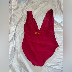 DIXXON WOMEN'S ESSENTIAL V-NECK ONE PIECE - RED SWIMSUIT SIZE LARGE